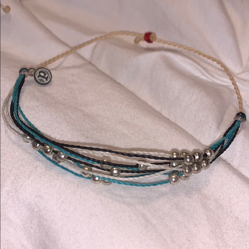 NEVER WORN PURA VIDA BRACELET